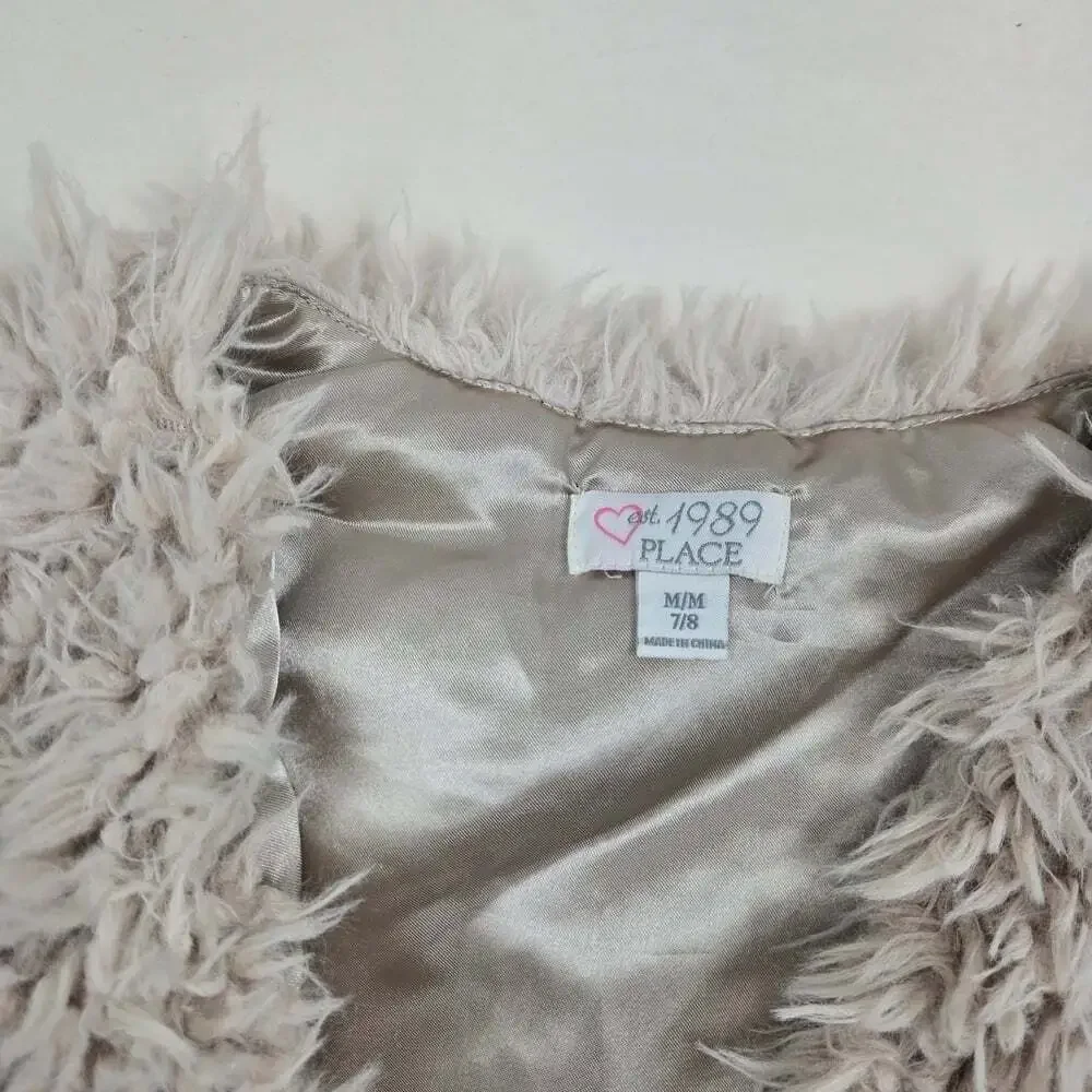 The Children's Place Beige Shaggy Faux Fur Glittery Teddy Vest Size M(7/8)